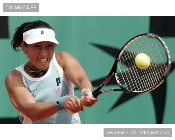 帽子戏法或用中场做筹码完成多笔交易