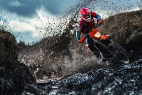 华体会登录网址-NBA回顾：近10场9胜！湖人距第7差0.5胜场，湖人历史胜率